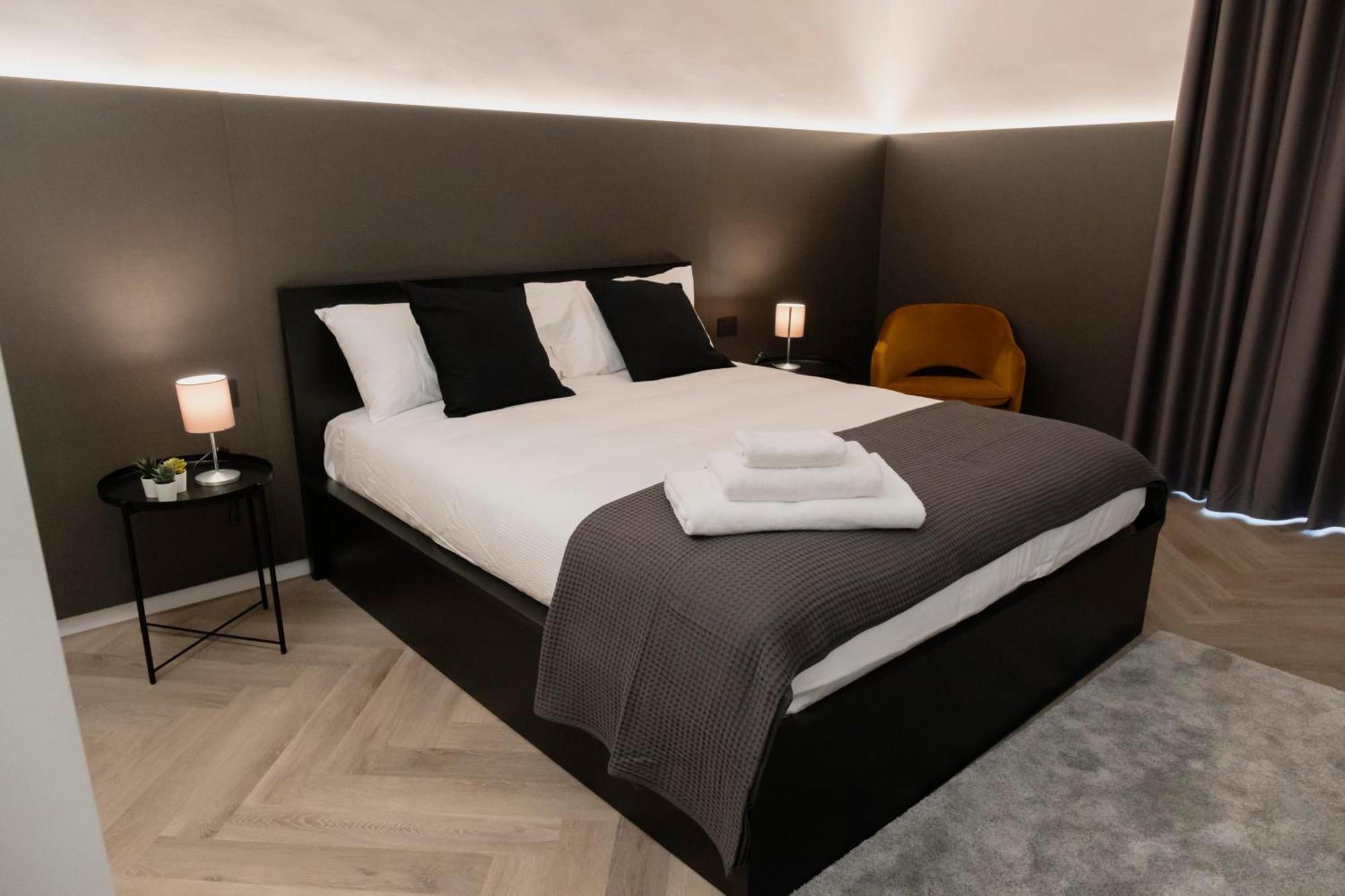 Barneys Design Apartment Tarente Buitenkant foto